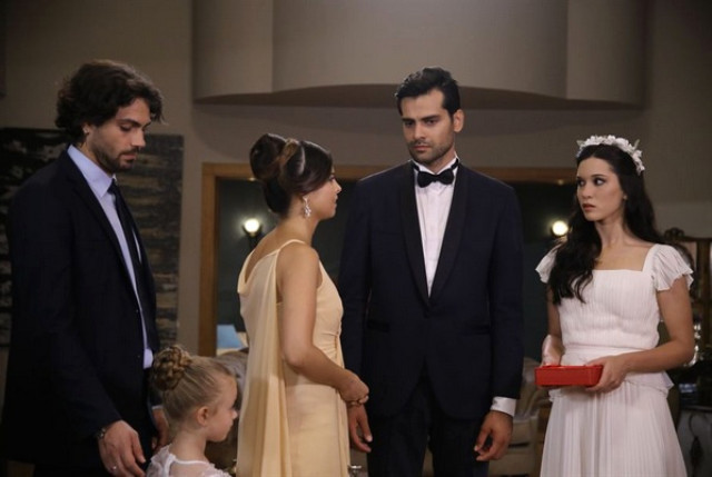 TRT'de başladı Star TV'de tutmadı Acun Ilıcalı o diziyi transfer etti - Resim: 1