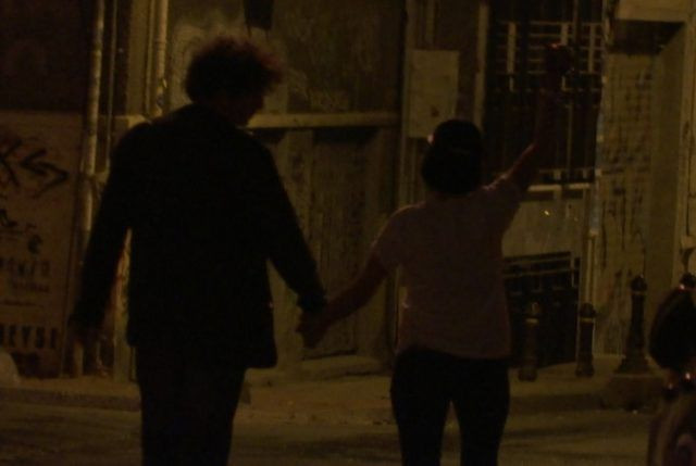 Gonca Vuslateri yeni aşka yelken açtı! Özgür Mumcu ile el ele görüntülendi - Resim: 3