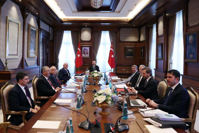 Cumhurbaşkanlığı Erdoğan başkanlığında Yüksek İstişare Kurulu Toplantısı başladı - Resim: 0