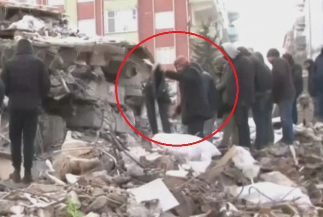 Deprem bölgesine hırsız çıkarması! Polis ve AFAD kıyafetleriyle evleri soyuyorlar - Resim: 2