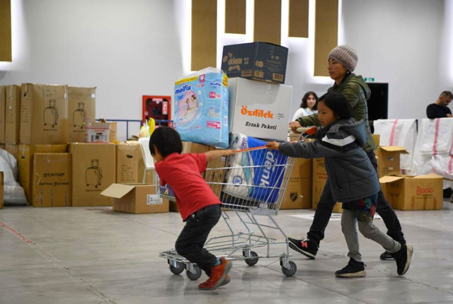 Japon aile deprem haberini alır almaz soluğu Türkiye'de aldı - Resim: 0