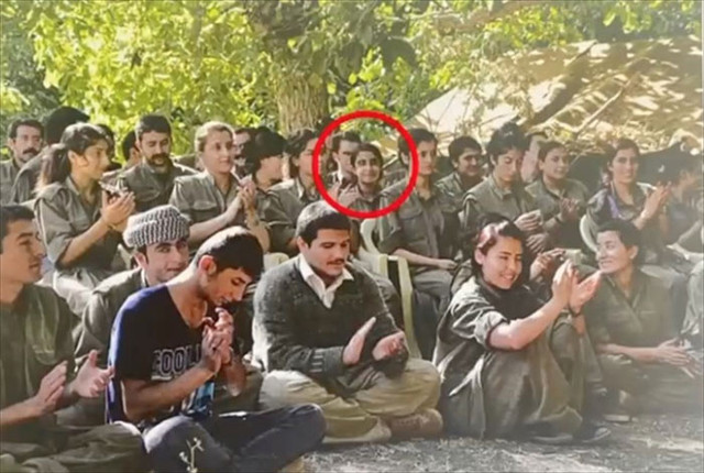 İstanbul’u kana bulayacaklardı Gara'da 6 ay eğitim almış Başakşenir'de eylem hazırlığındaki 2 terörist yakalandı - Resim: 0