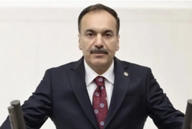 Gelecek Parti resmen kapandı! Peki Meclis'teki 4 milletvekili ne olacak? - Resim: 1