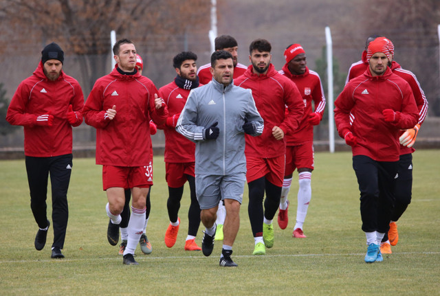 Rıza Çalımbay’dan şampiyonluk sorusuna yanıt - Resim: 3