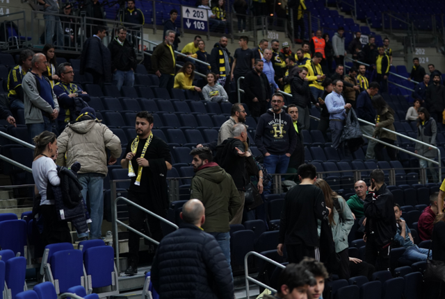 Fenerbahçe taraftarından büyük tepki: Yeter artık başkan - Resim: 1