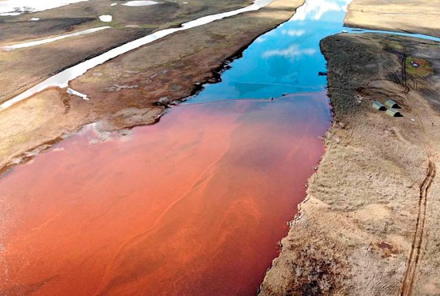 Vladimir Putin'i zıvanadan çıkaran olay! Yöneticileri çok fena azarladı - Resim: 1