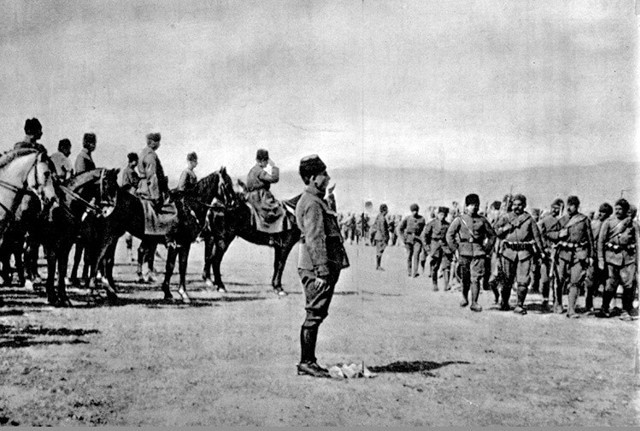 Türkler, Büyük Taarruz ile Anadolu'da kalıcı olduğunu dünyaya ilan etti - Resim: 0