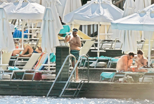 Hamdi Alkan yüzerek forma giriyor - Resim: 1