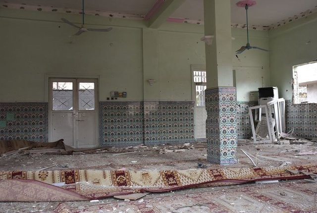 Teröristler cami ve okulları bu hale getirdi - Resim: 1