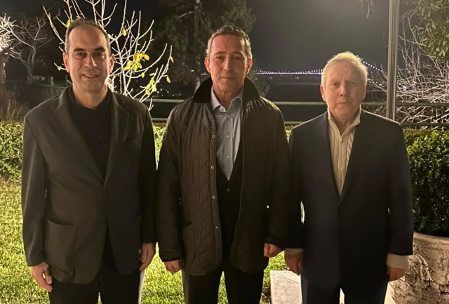 Fenerbahçe Başkanı Ali Koç ile eski başkan Aziz Yıldırım bir araya geldi - Resim: 0