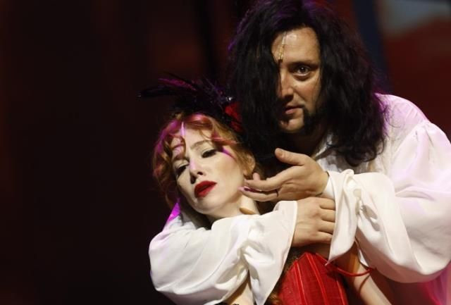 Zayıflıktan iğne ipliğe döndü Elçin Sangu'nun son hali şaşırttı - Resim: 2