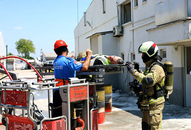 Bursa itfaiyesi 19 bin olaya müdahale etti - Resim: 0