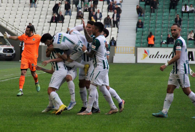 Giresunspor kötü gidişe 'dur' dedi! Geriden gelerek kazanmasını bildi! - Resim: 1