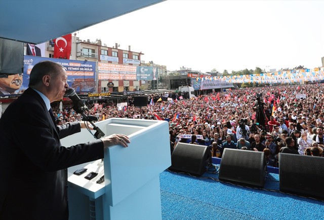 Cumhurbaşkanı Erdoğan bomba 'darbe' uyarısı! "Sağda solda kendi kendine gelin güvey olanlar varsa..." - Resim: 1