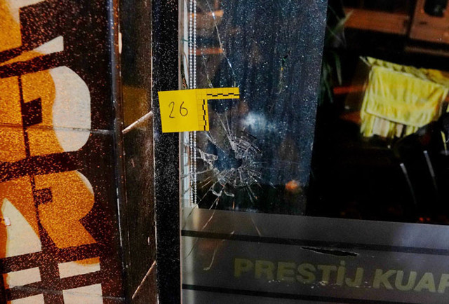 Ümraniye'de yakalanan zanlı yaşanan arbedede silahla ateş ederek polisi şehit etti - Resim: 0