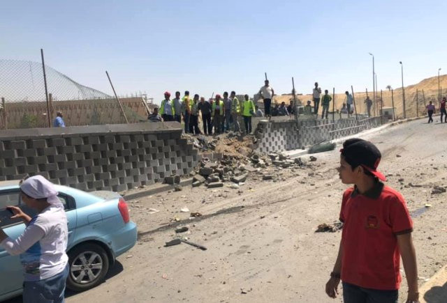 Mısır'da, piramitlerin yakınında patlama! Çoğu yabancı turist 16 kişi yaralandı - Resim: 0