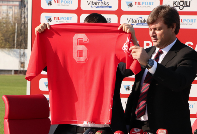 Ertuğrul Sağlam Samsunspor'a imzayı attı bombayı patlattı - Resim: 2