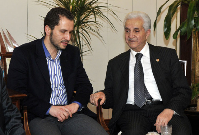 Eski Refah Partisi Genel Başkanı Ahmet Tekdal hayatını kaybetti - Resim: 1