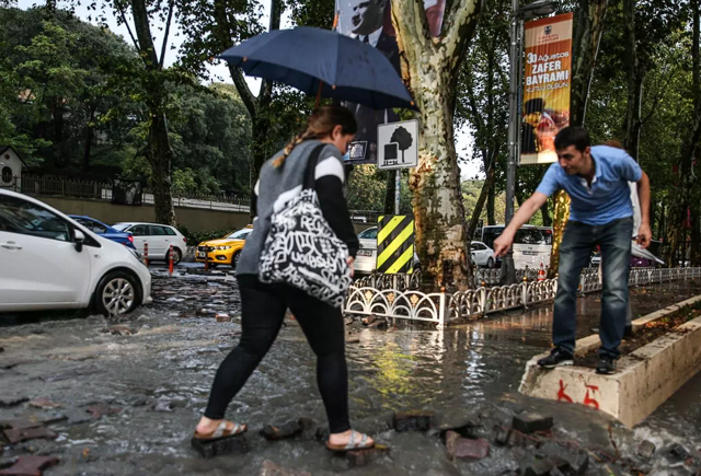 İstanbul'a yüksek sıcaklık uyarısı! Meteoroloji raporu 17 şehir dikkat Sakarya, Kocaeli, Sivas... - Resim: 0