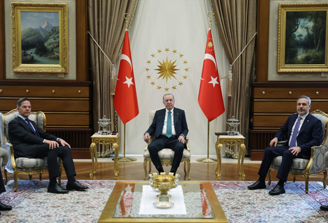 Cumhurbaşkanı Erdoğan, Rutte'yi kabul etti! Görüşmenin detayları belli oldu - Resim: 0