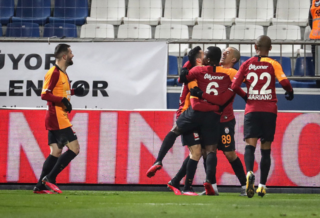 Kasımpaşa Galatasaray maçı golleri ve geniş özeti - Resim: 0