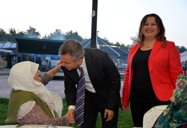 Süleyman Elban nereli Ağrı valisinin eşi Beyza Elban ve çocukları kimdir? - Resim: 0