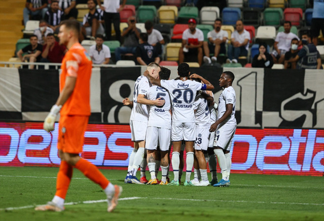 Altay-Fenerbahçe Süper Lig maç sonucu: 0-2 - Resim: 1