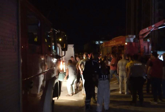 Antalya'da korkunç olay! Bakım için girdiler bir daha çıkamadılar birden titreme geldi - Resim: 0