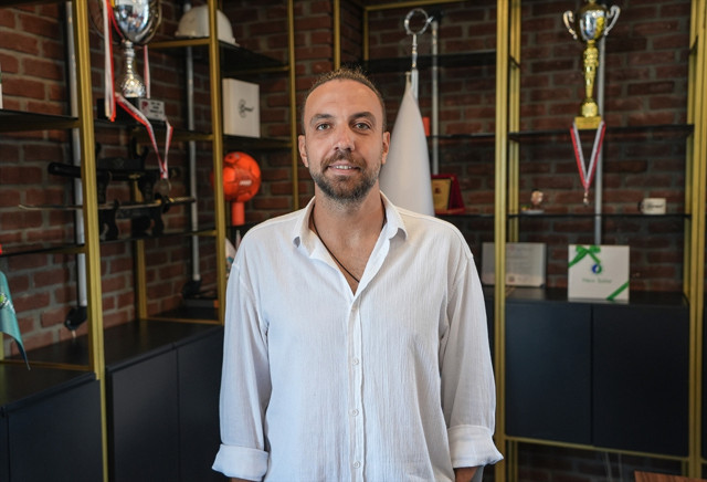 Sercan Yıldırım yeşil sahalara teknik adam olarak dönmeyi hedefliyor - Resim: 0