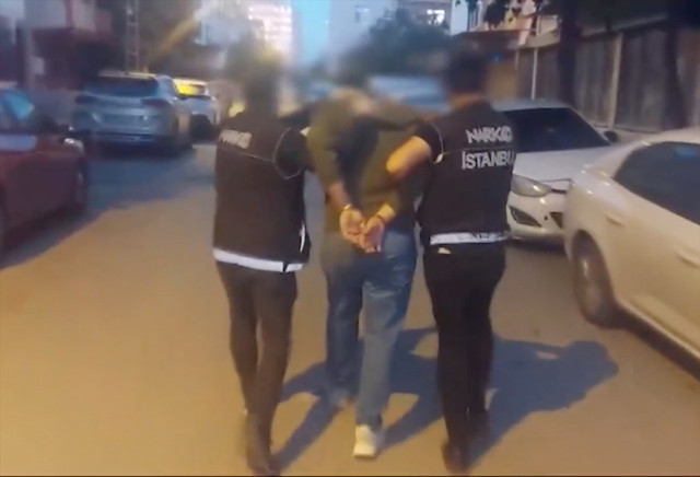 Zehir tacirlerine büyük darbe! Bakan Yerlikaya açıkladı: 1 ton 971 kilogram uyuşturucu ele geçirildi - Resim: 6