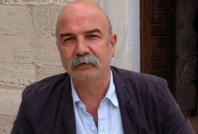 Ünlü oyuncu fena yakalandı yüzünü güneşlikle kapattı ama... - Resim: 4