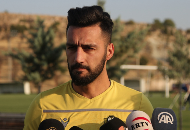 Yeni Malatyaspor'da Gökhan Töre ve Mustafa Akbaş kadro dışı bırakıldı - Resim: 0