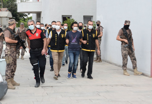 Adana'da 3 cinayetten 6 yıldır aranan katil düzenlenen operasyonla yakalandı - Resim: 1