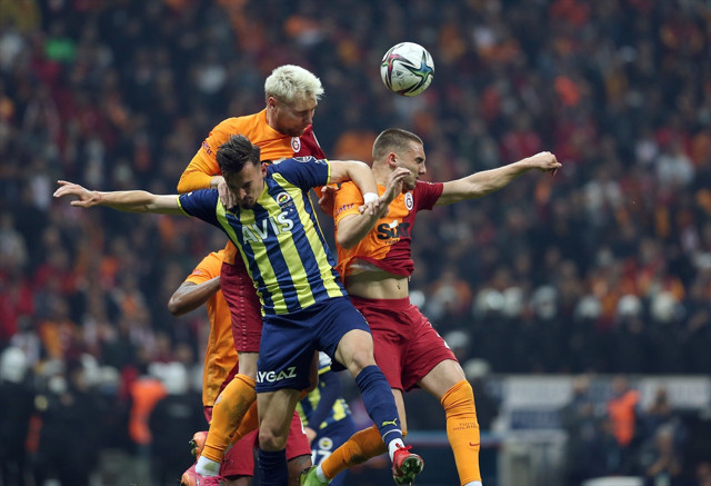 Galatasaray Fenerbahçe maçı golleri ve geniş özeti - Resim: 1