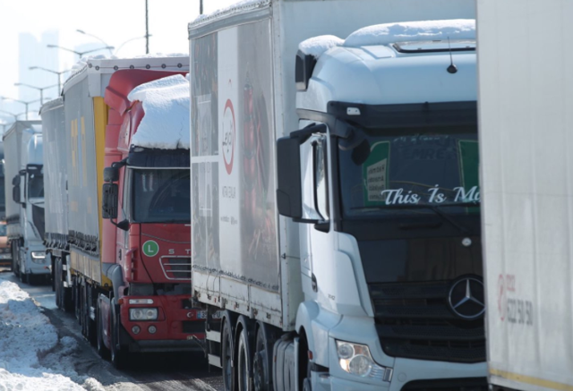 İstanbul'da memur ve işçilere kar tatili motokuryelere yasak 11 Mart cuma için karar - Resim: 0
