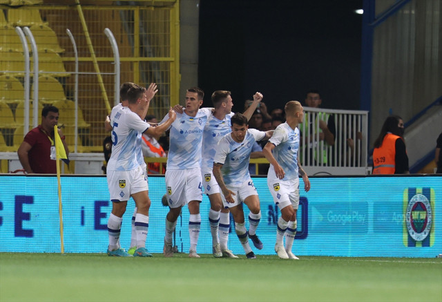 UEFA Putin tezahüratı için Fenerbahçe'ye soruşturma açtı - Resim: 0