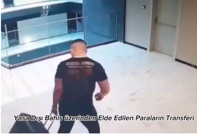 Yasa dışı bahis operasyonunda 52 gözaltı, 2’si futbolcu… Valizlerle para transferi - Resim: 1