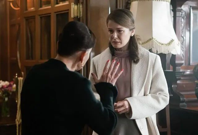 Seyirci Burcu Biricik için teşekkür etti Kanal D Camdaki Kız dizisinde işler tersine döndü - Resim: 2