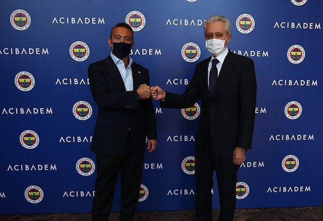 Ali Koç ile Mehmet Ali Aydınlar Ülker Stadyumu'nda bir araya geldi - Resim: 0