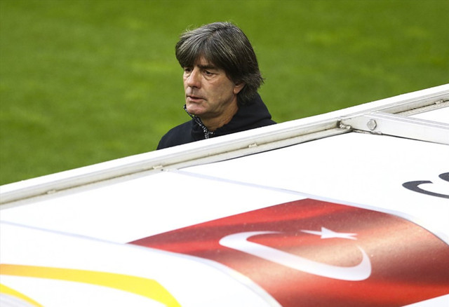 Erol Bulut'u topa tutan Serhat Akın: Löw Fenerbahçe'yi çok seviyor - Resim: 0