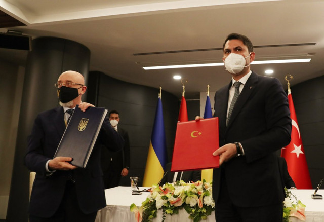 Bakan Murat Kurum duyurdu: Kırım Tatarları için Ukrayna'da 500 konut yapılacak - Resim: 2