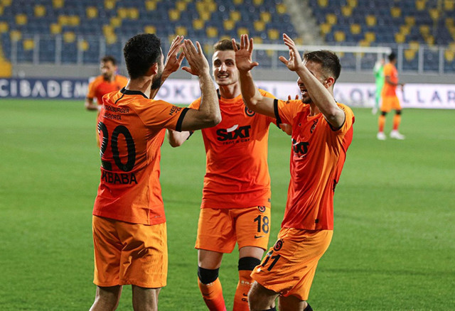 Şampiyon kim olacak? İşte üç büyüklerin kalan son iki maçı - Resim: 2