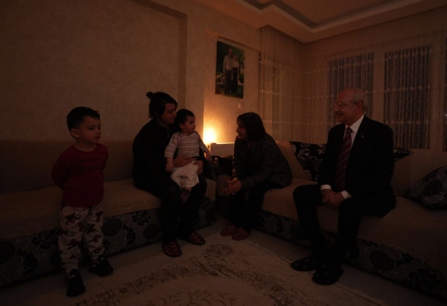 Kılıçdaroğlu'nun gittiği ev kavga çıkardı! Enerji Bakanı Fatih Dönmez hedef oldu! Şamil Tayyar çıldırdı - Resim: 3