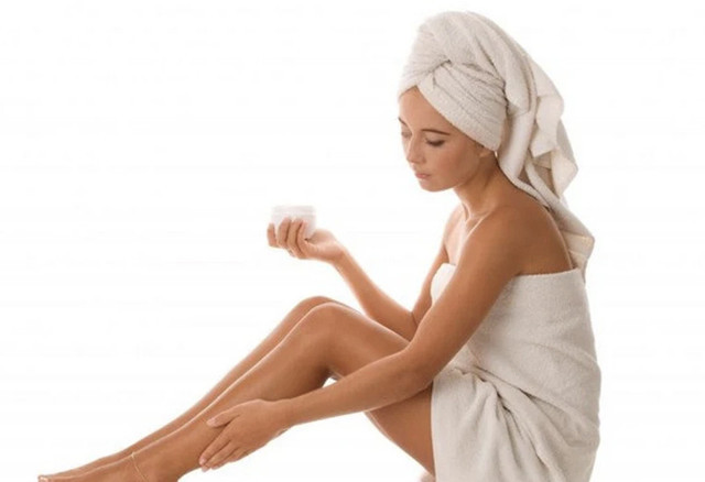 Ne yaparsam yapıyım bacaklarım kuru diyenler traş edin nemlendirin! - Resim: 2