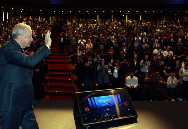 Cumhurbaşkanı Erdoğan: Biz bu coğrafyada ev sahibiyiz - Resim: 0