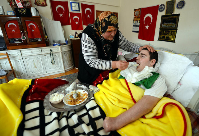 Felçli Rus gencin ailesi bulundu - Resim: 1