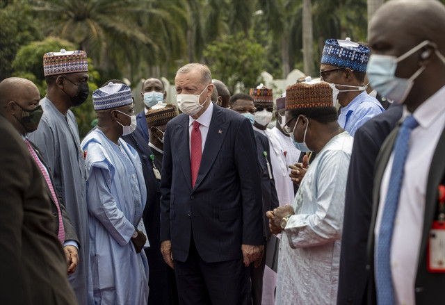 Cumhurbaşkanı Erdoğan Nijerya'da konuştu 7 anlaşmaya imza atıldı! FETÖ mesajı - Resim: 2