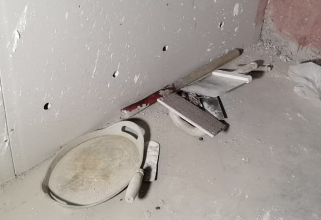 Bursa'da inşaatta malalı ve bıçaklı duş sırası kavgası: 1'i ağır 6 yaralı - Resim: 2