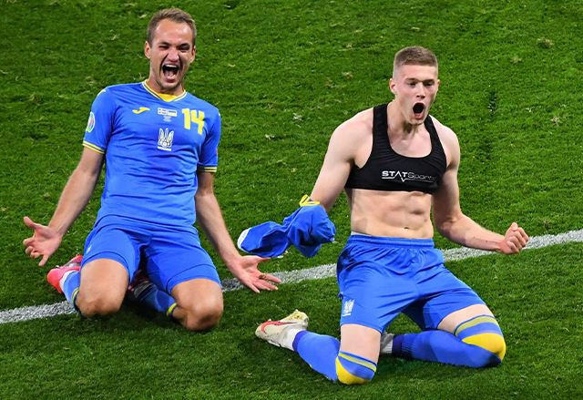 Galatasaray'da Gomis yolcu yerine düşünülen isim Ukraynalı Artem Dovbyk - Resim: 1