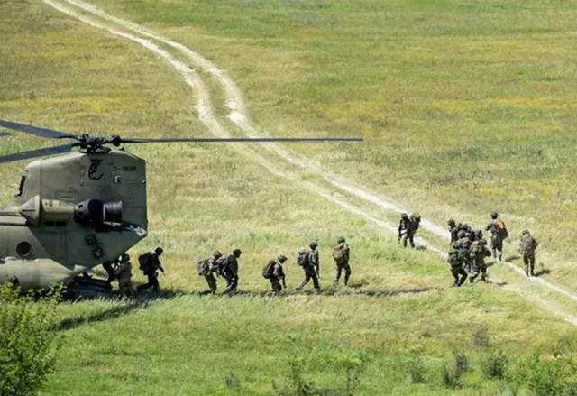 NATO'dan dikkat çeken hamle: Rusya'ya karşı askeri planlar hazırlandı! 300 bin asker o bölgeye sevk edilecek! - Resim: 0